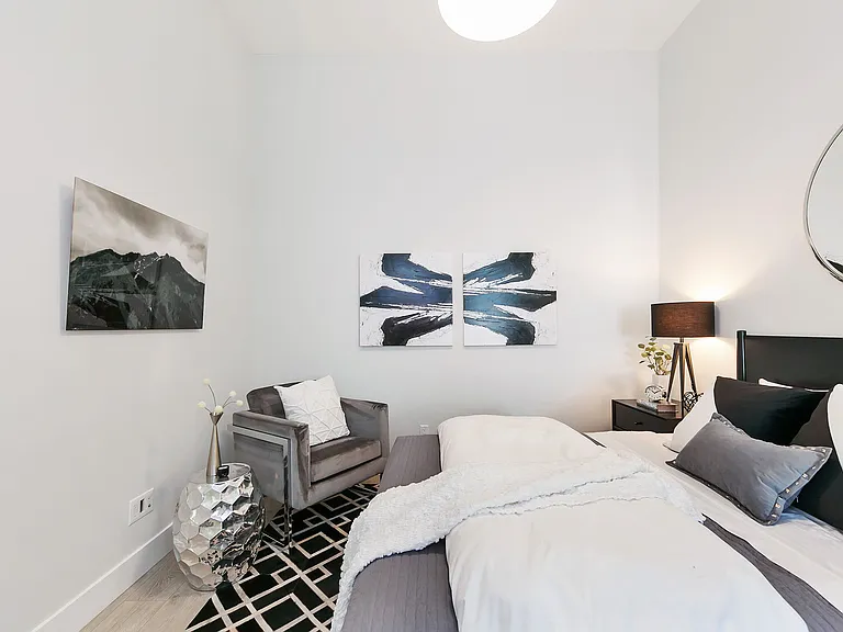 1082 S Van Ness Ave #1082 — Photo 19