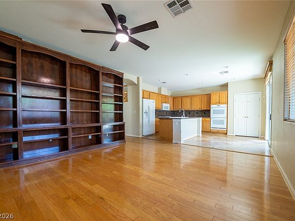 5th image of 517 Bianca Bay St