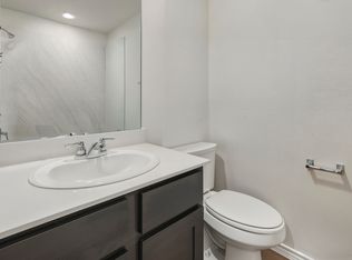 1005 Barton Dr, Ennis, TX 75119