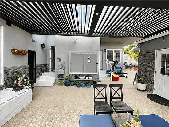 6029 Del Amo Blvd — Photo 16