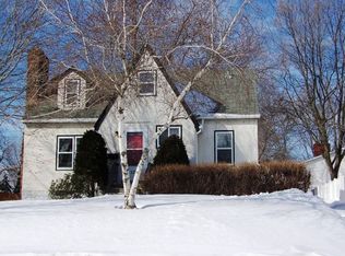 3330 Edward St NE, Saint Anthony, MN 55418