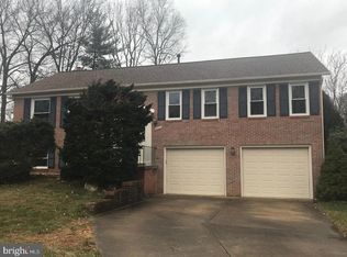 10142 Red Spruce Rd, Fairfax, VA 22032