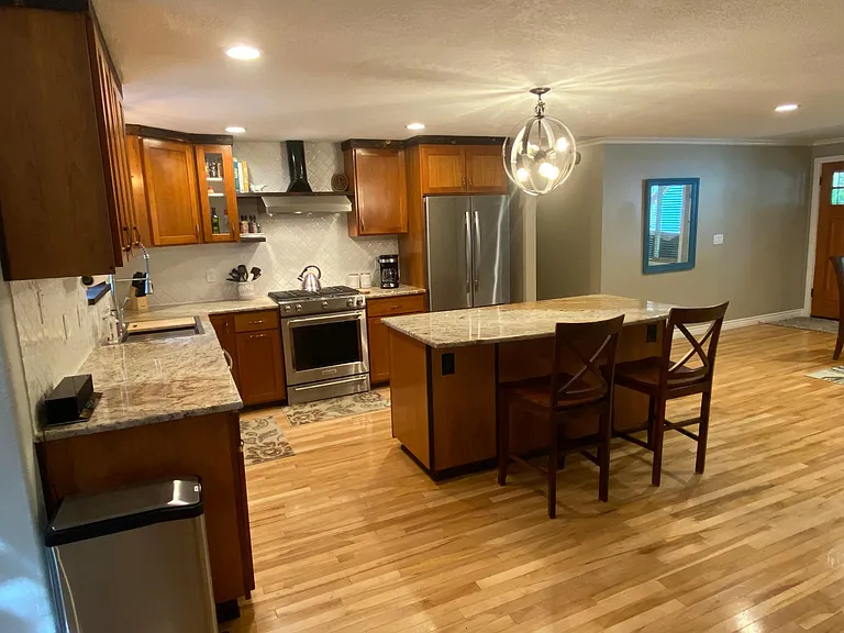 60135 Cinder Butte Rd — Photo 2