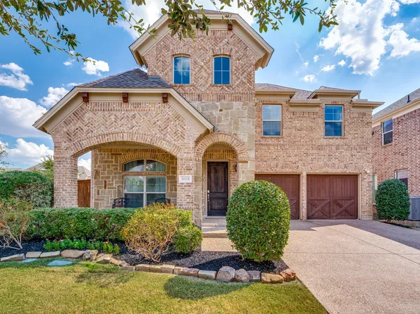 808 Nathanael Greene Ct, Aubrey, TX 76227