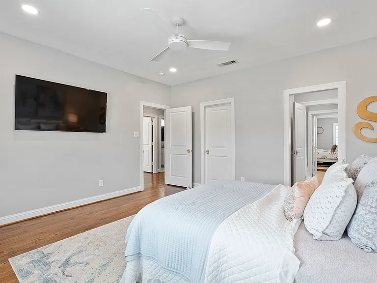 6011 Goodwin Ave — Photo 28