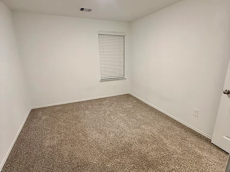 Second Picture of Room 2