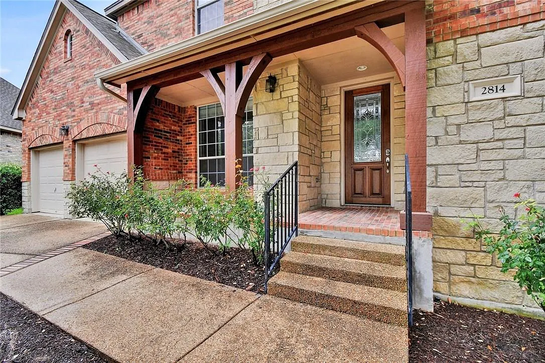 4 bed, 3.5 bath, 3618 sqft, $3,475 — Photo 1