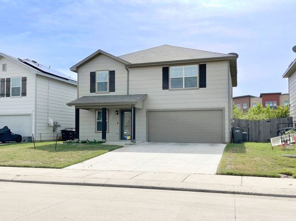 1544 Chama Dr