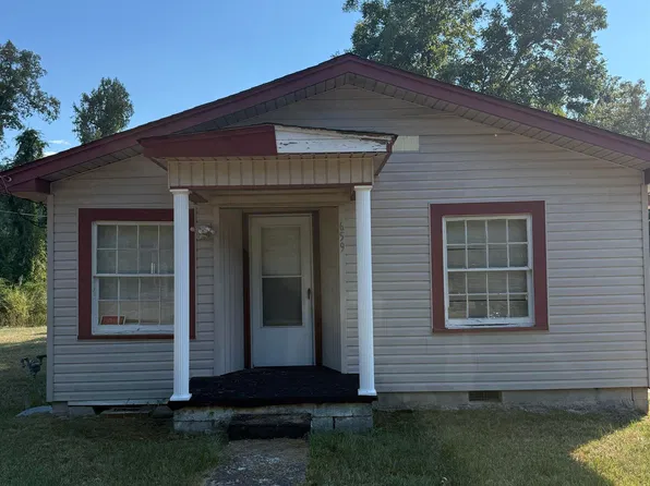 659 Pearl St NW, Camden, AR 71701