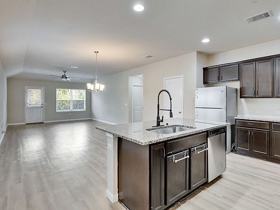 4th image of 349 Blue Sage Dr