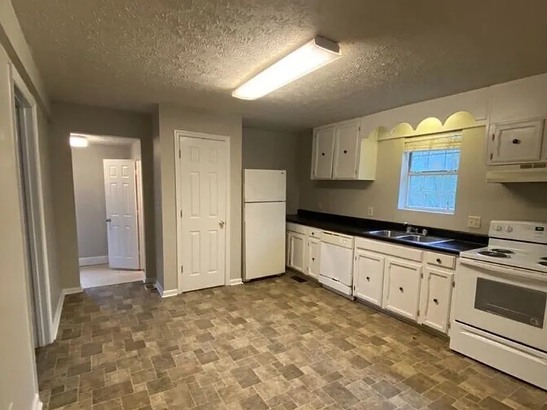 314 Tarver St SE — Photo 2