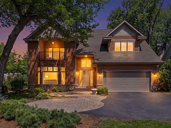 2nd image of 4660 Island View Dr
