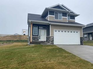 567 Dakota Ave, Tiffin, IA 52340