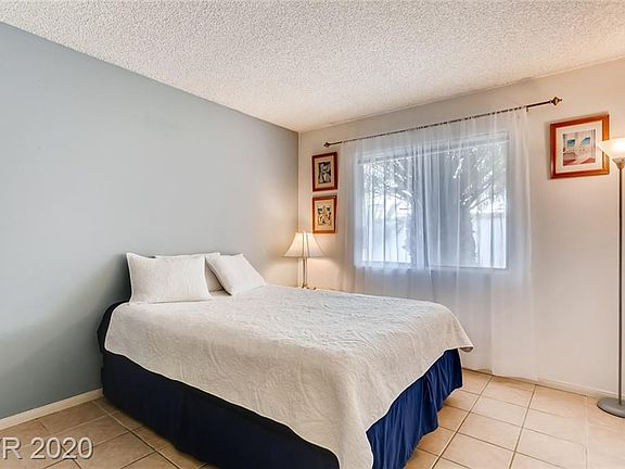 5th image of 7379 Silver Leaf Way