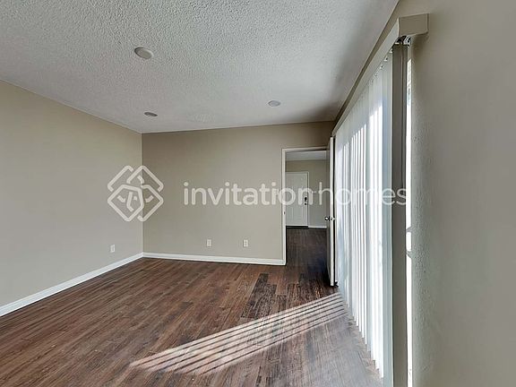 5th image of 22912 Lull St