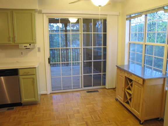 5th image of 4665 Whipplewood Ct
