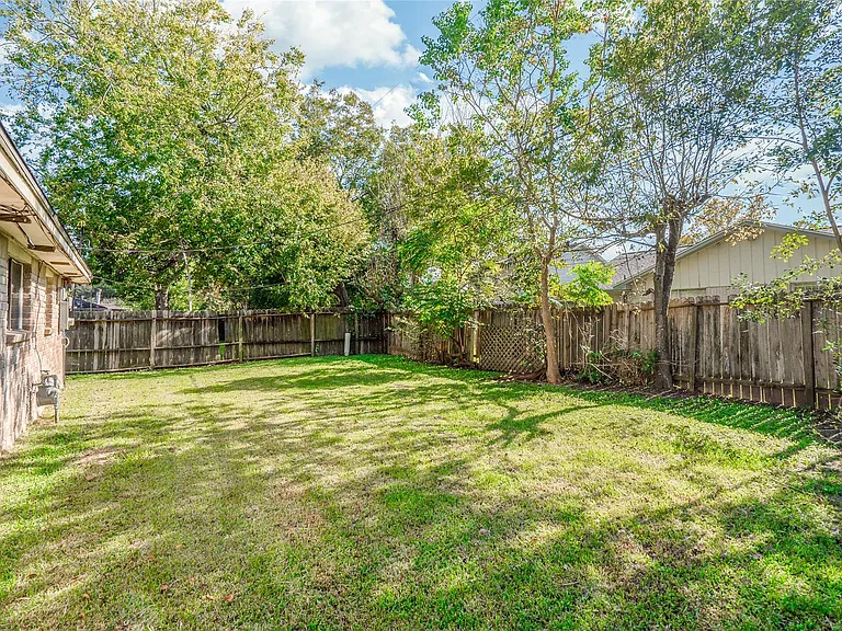 5411 Ingomar Way — Photo 14