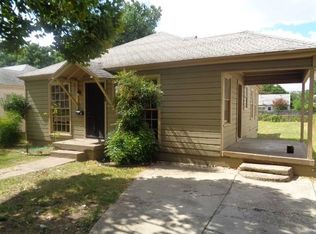 1511 Mountain Lake Rd, Dallas, TX 75224