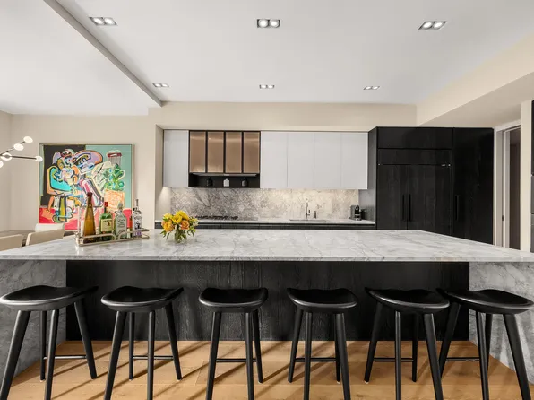 11 Beach Street image 16 of 22