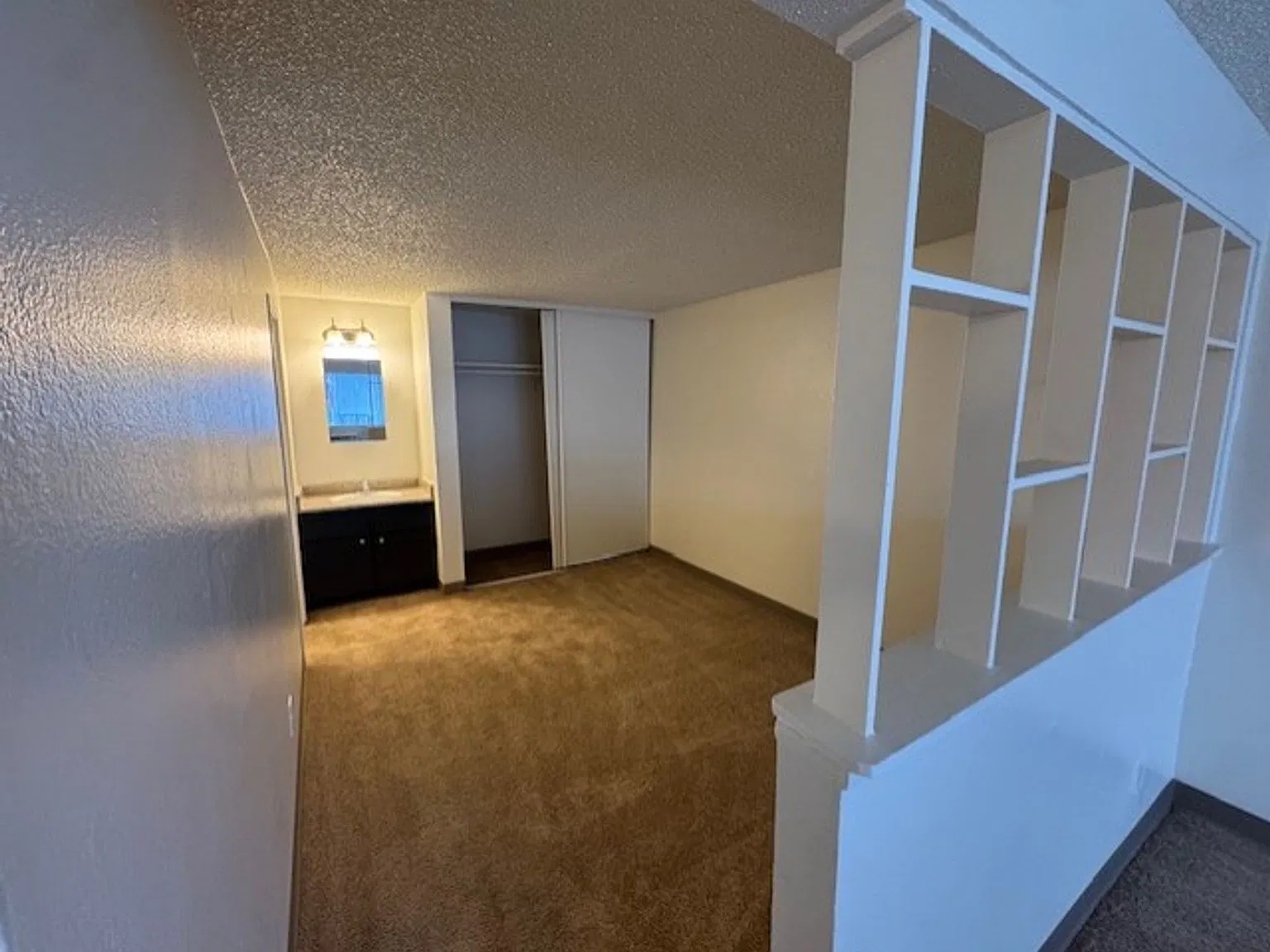 Sugartree Apartments — Photo 3