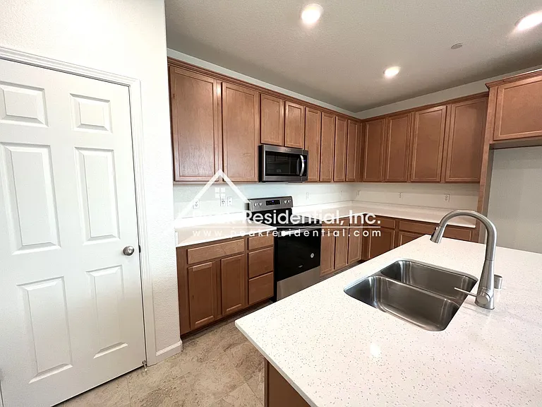 7949 Arcadia Dr — Photo 8