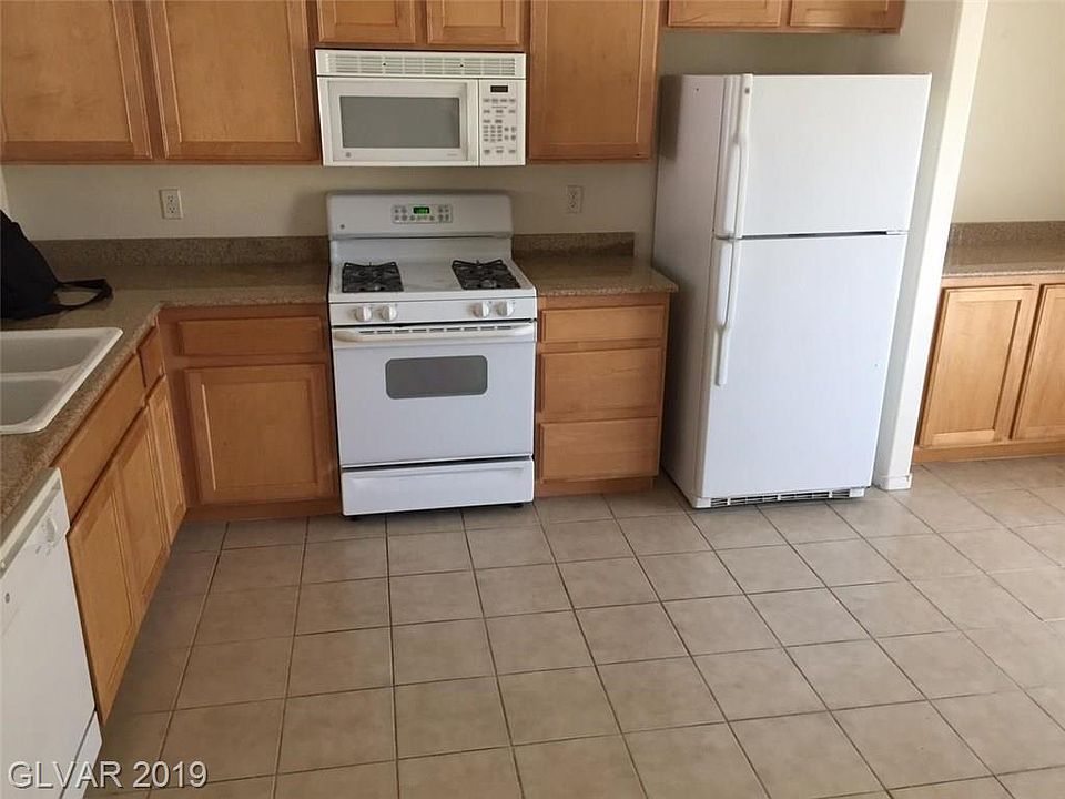 2nd image of 11158 African Sunset St #0