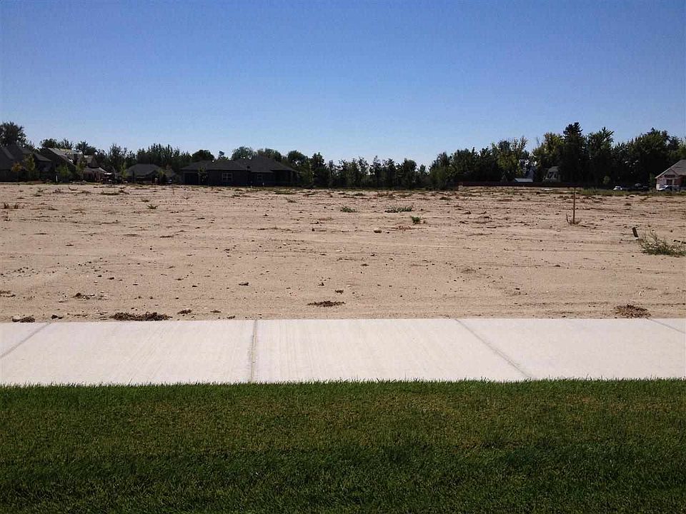 2nd image of 2151 W Lionsheart Dr