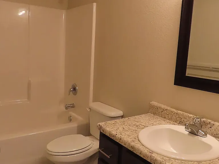 478 W Melody Ln — Photo 4