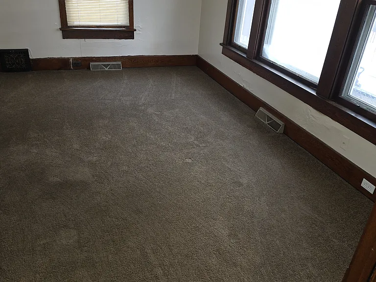 1647 Mayfield Ave — Photo 17