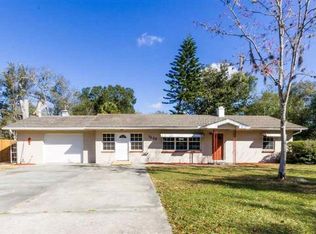 1223 E 2nd Ave, Mount Dora, FL 32757