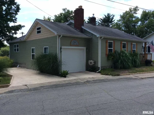 1601 Pace Ave, Mount Vernon, IL 62864