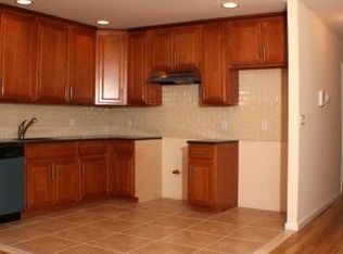 205 Bay 8th St APT 2, Brooklyn, NY 11228