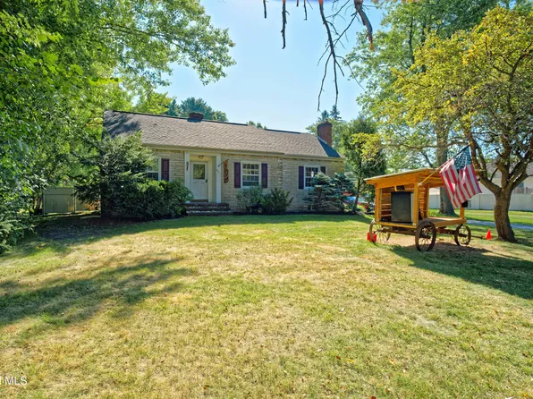 658 Route 9W, Glenmont, NY 12077