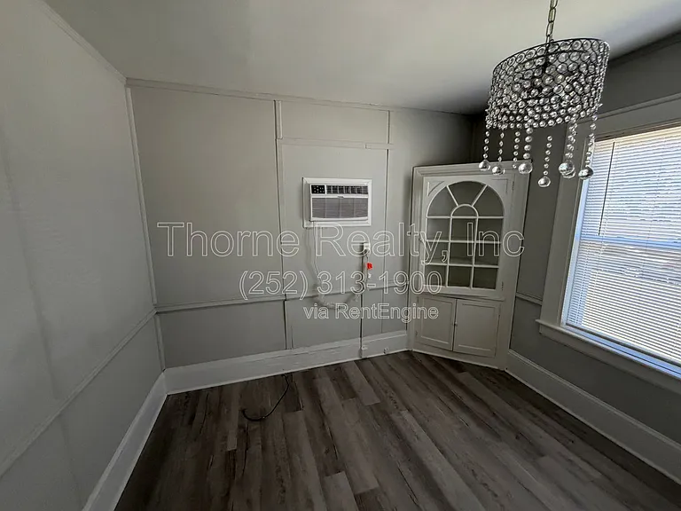821 Marigold St — Photo 14
