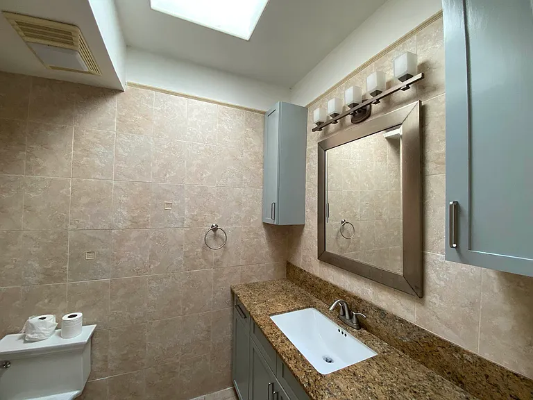 6653 Alderton St — Photo 25