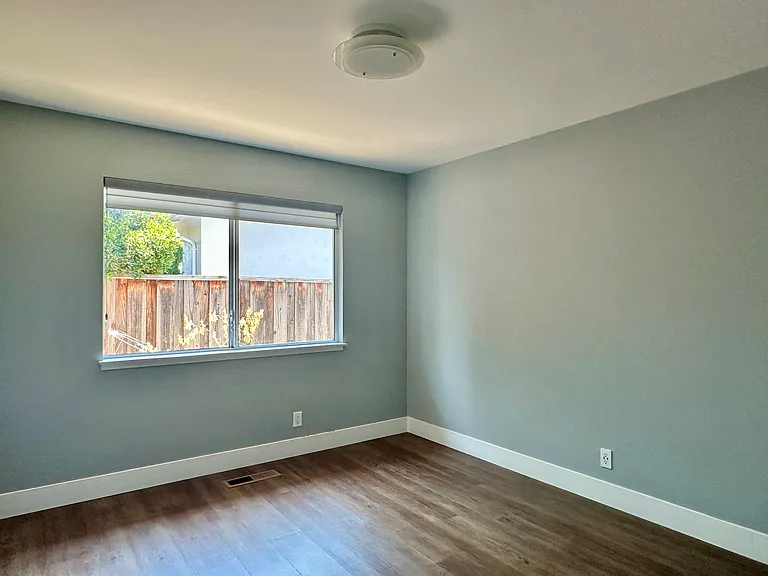 10446 Plum Tree Ln — Photo 7