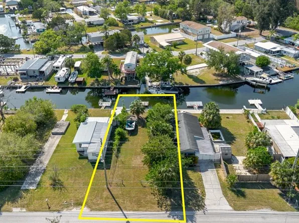 14905 Old Dixie Hwy, Hudson, FL 34667