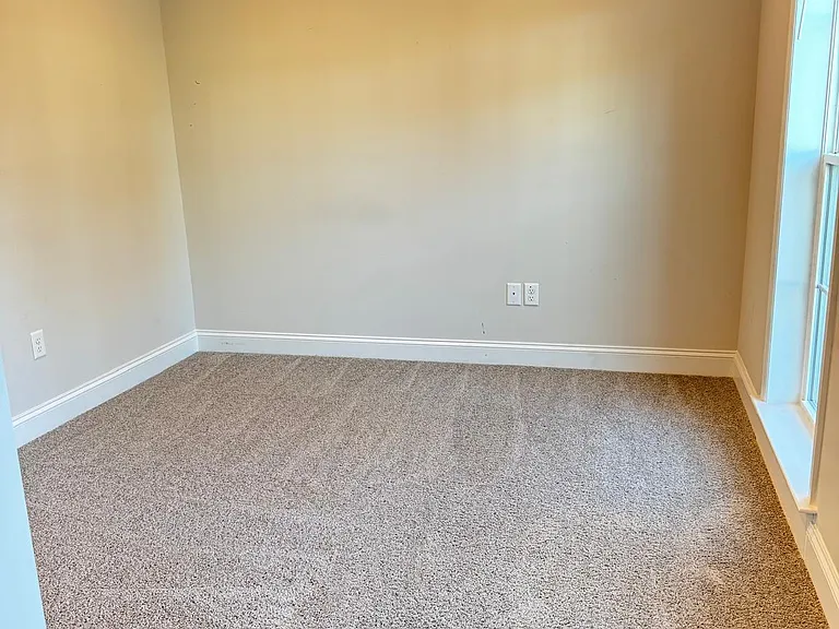 3088 Egreton Rd — Photo 20
