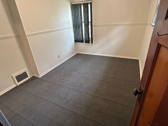 3rd image of 4645 N 28th St