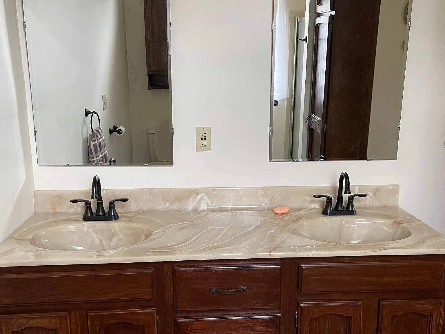 6775 Gates Dr — Photo 4