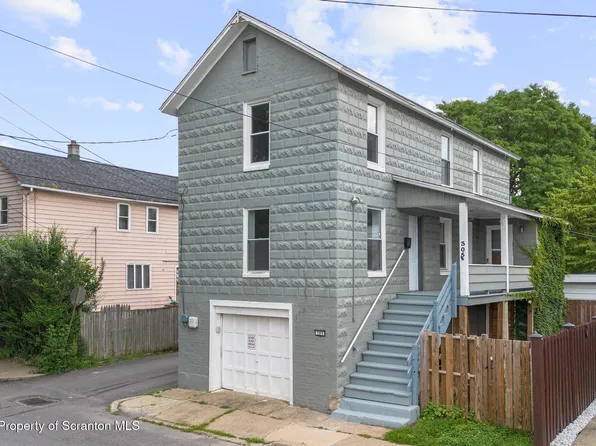 305 Dean Ct, Kingston, PA 18704
