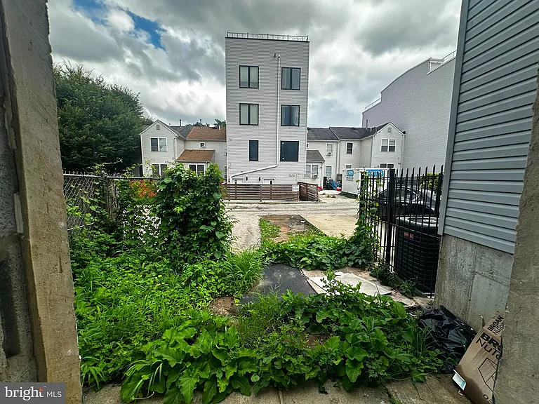 1813 N Gratz St — Photo 22