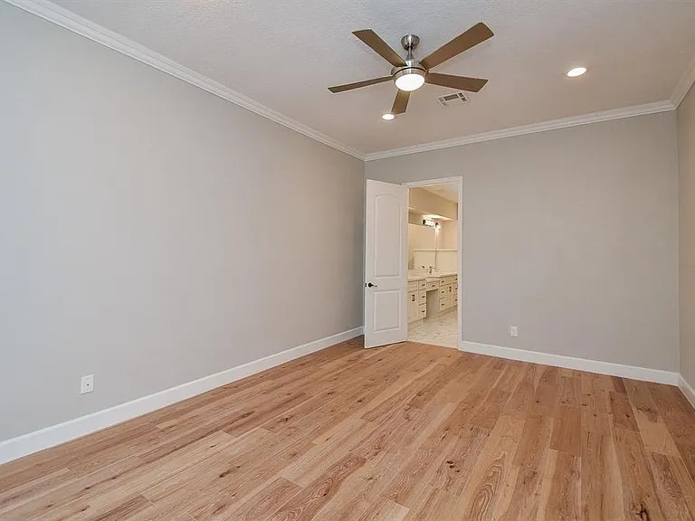 15735 Tanya Cir — Photo 19
