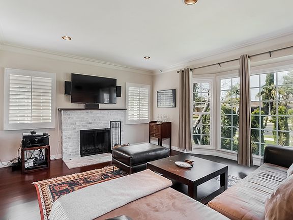 2nd image of 1800 S Crescent Heights Blvd