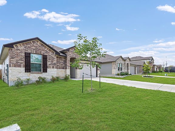 3rd image of 2516 Torbensen Ct