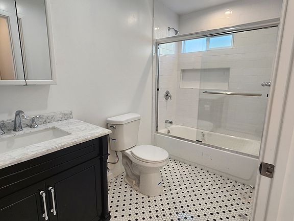 4th image of 503 S Orchard Dr #101