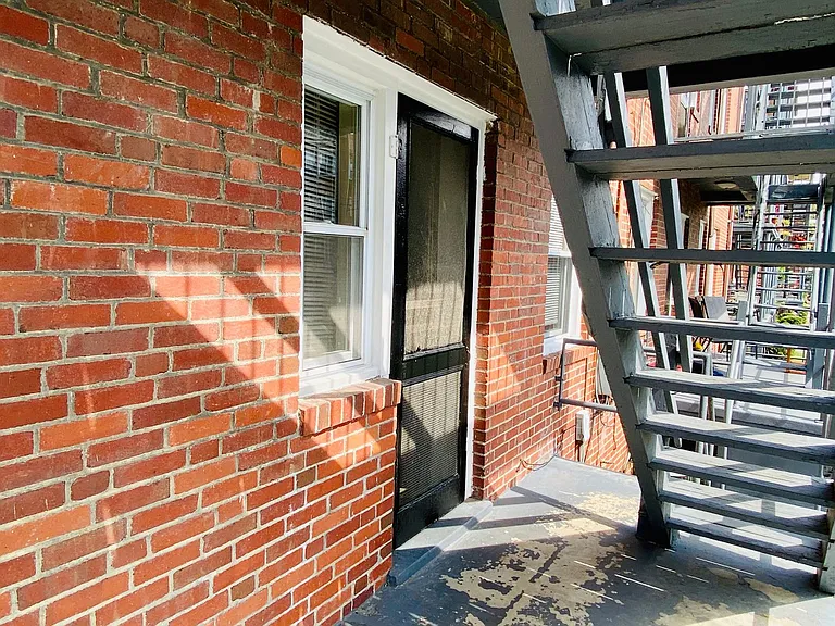2609 Park Avenue — Photo 22