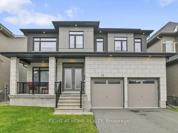 32 Edenbridge Ct, Ottawa, ON K1W 0P1