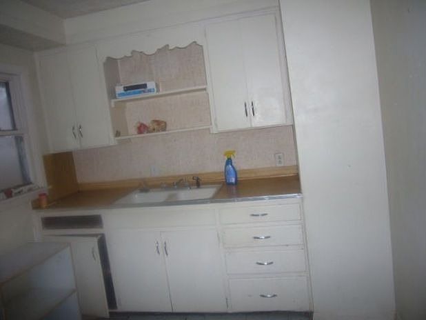 2nd image of 474 Collins Dr