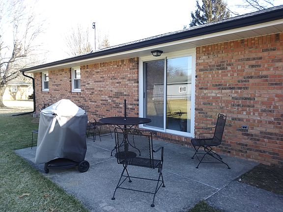 2nd image of 385 S Denney Dr